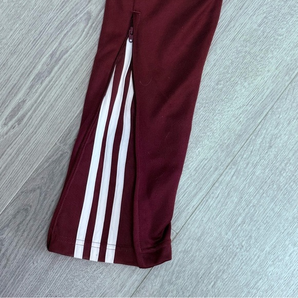 Adidas Maroon XS Workout Pants with flare and zippers on ankles - Picture 9 of 10